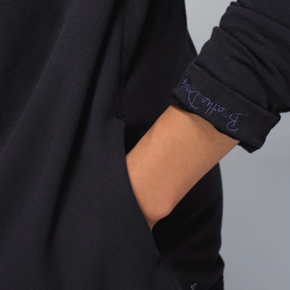 2014 Lululemon Savasana Wrap Jacket Coat Black Size 8 Rare Edition - Picture 5 of 11